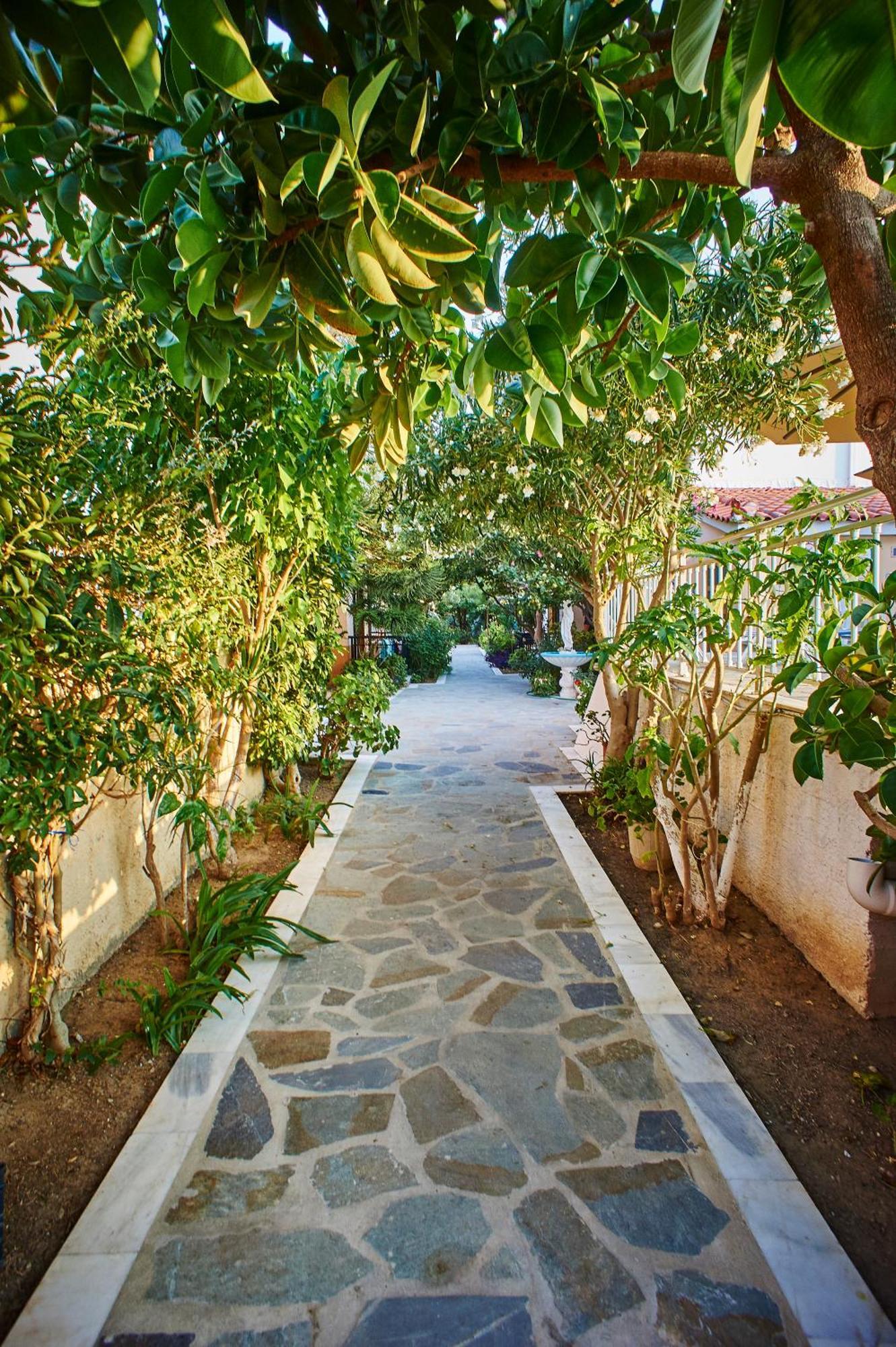 Christinantzela Apartments Кокарі Екстер'єр фото